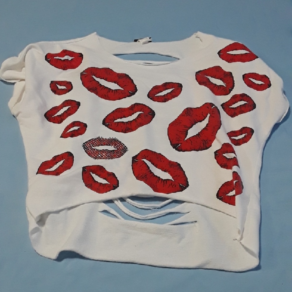 Cute off shoulder shirt